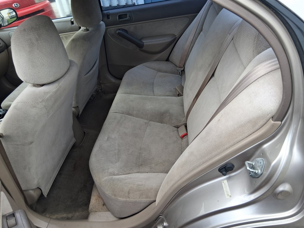 2001 Honda Civic LX - Photo 9