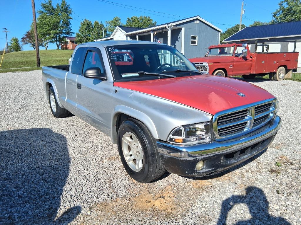 2002 Dodge Dakota SLT Club Cab's photo