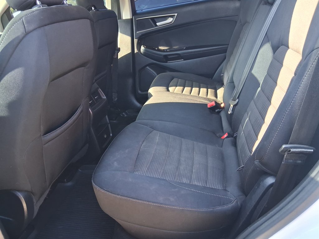 2017 Ford Edge SEL - Photo 8